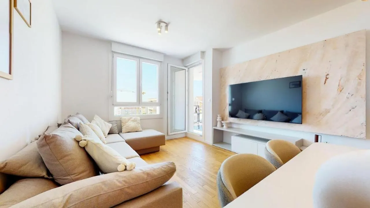Luxury Apartment With Parking Split